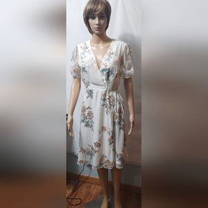 ASTR The Label Floral Melody Wrap Dress   NWT  Med